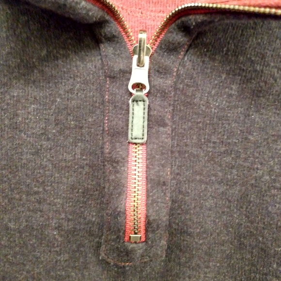 🆓Men's 1/4 Zip Reversible Gray & Reddish Orange Pullover (Unisex) - Picture 5 of 6